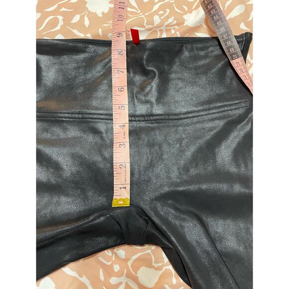 Spanx Faux Leather Leggings Black Small Shapewear - Picture 10 of 12